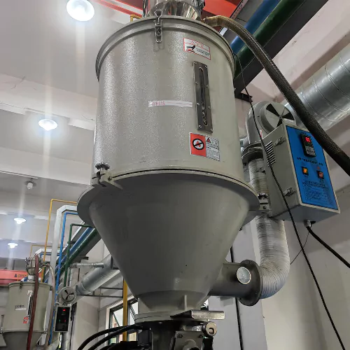 hopper in the injection molding machine