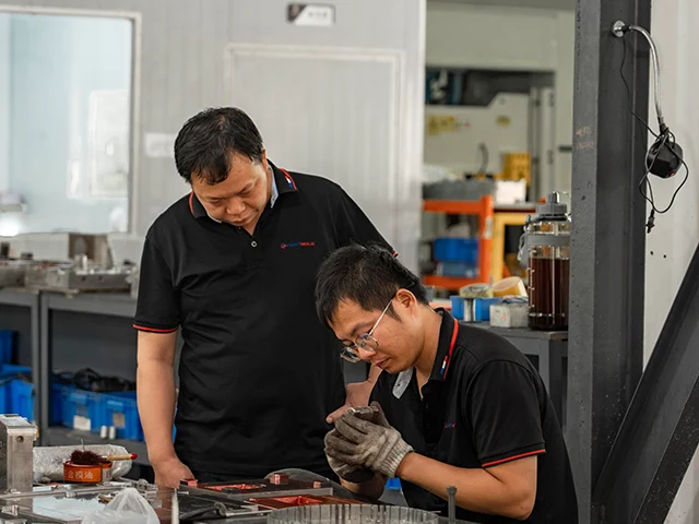 mold department for contract third-party production