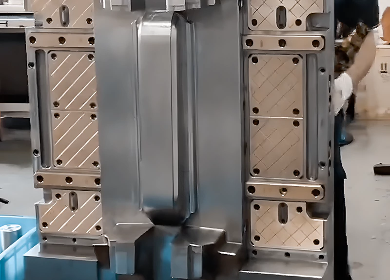 mold modification in a Chinese factory